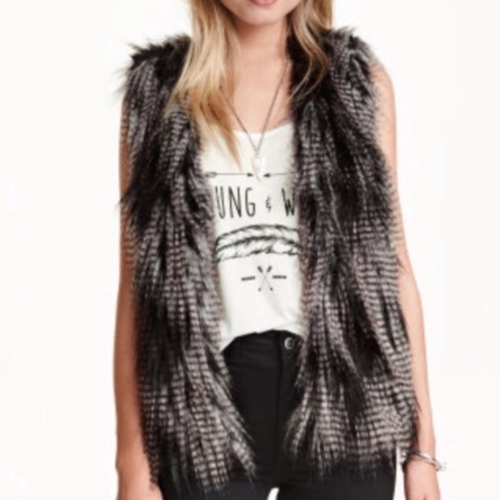 Divided vest